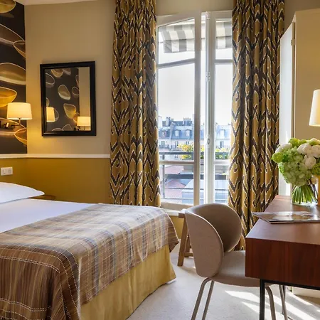Clement Hotel