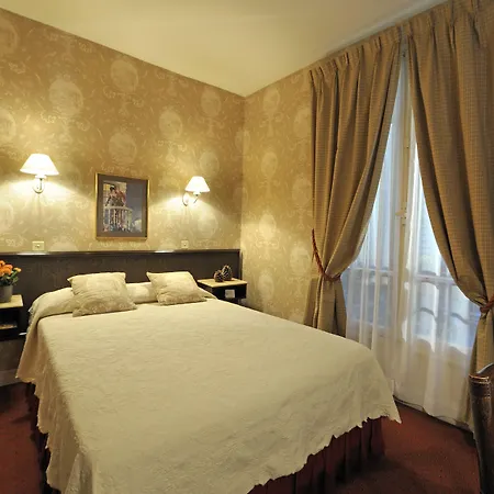 Hotel Clement