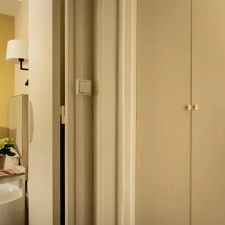 Hotel Clement 2*